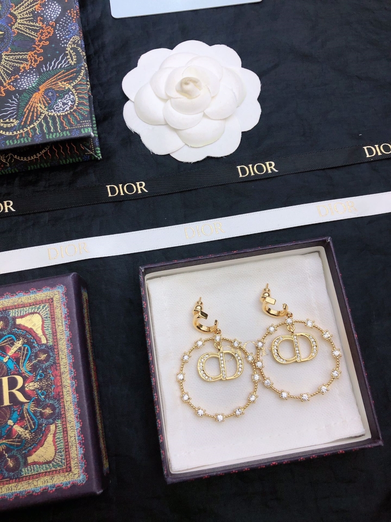 chr1st1an D10r earrings